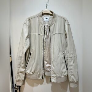 Zara Men Bomber Jacket in Beige